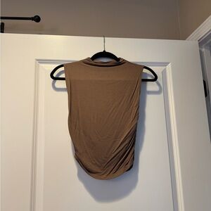 Old Navy Women's Brown Muscle Tee